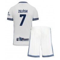 Camiseta Inter Milan Piotr Zielinski #7 Segunda Equipación Replica 2024-25 para niños mangas cortas (+ Pantalones cortos)